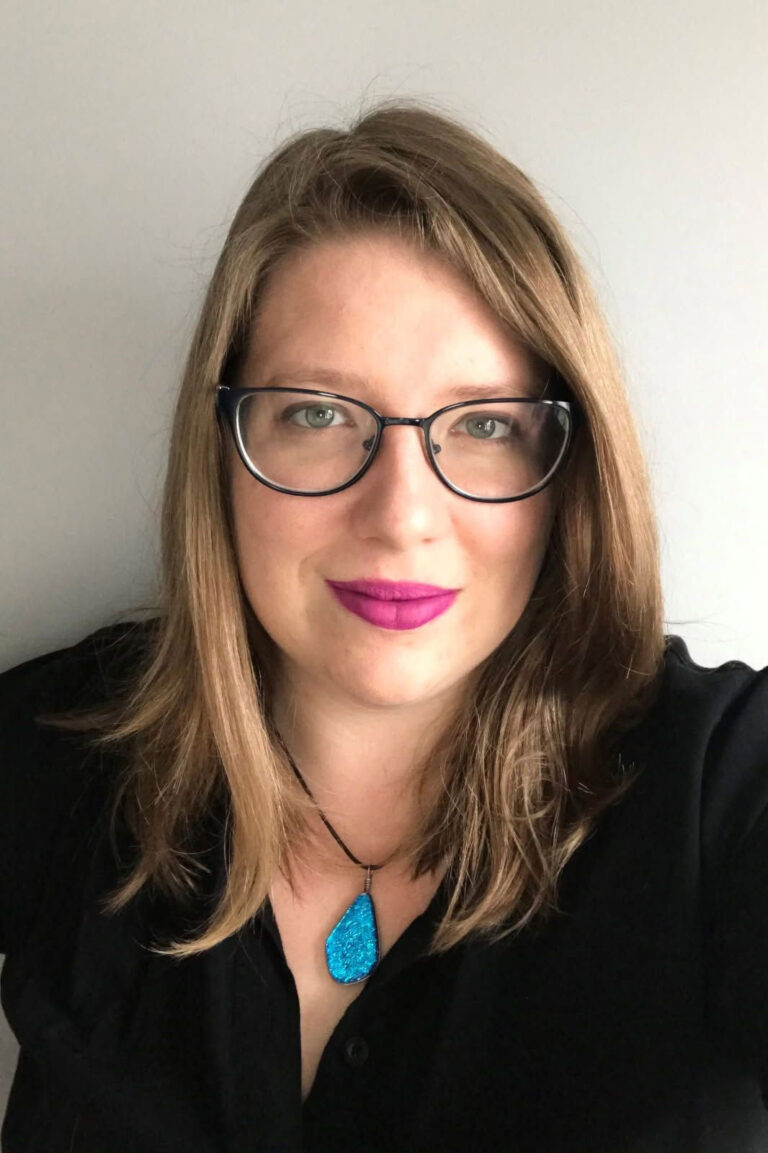 Leah Treloar, responsable du développement commercial - Nouveaux marchés chez AGAT Laboratories